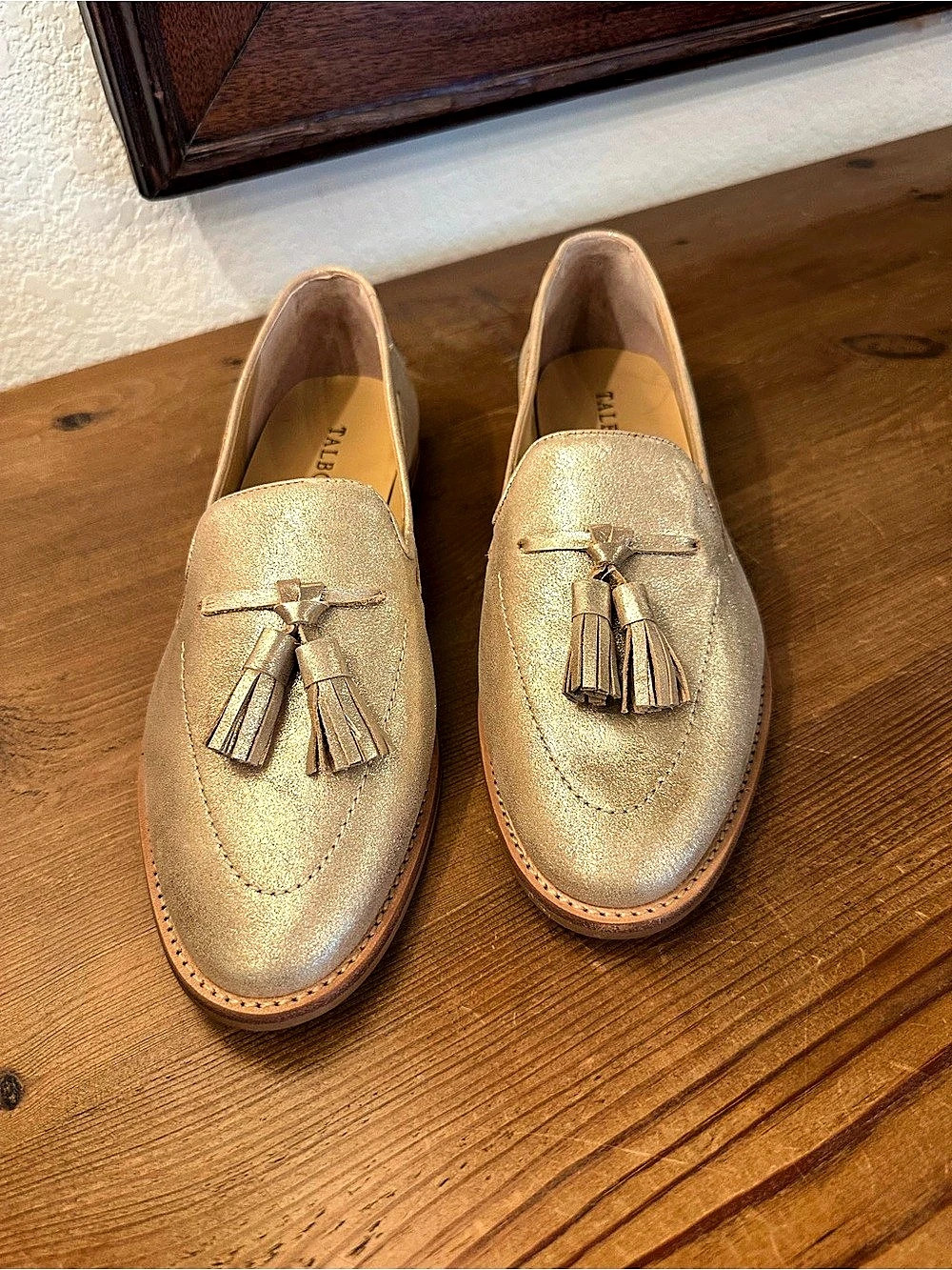Talbots Laura Tasseled Gold Leather Loafers Size 8.5